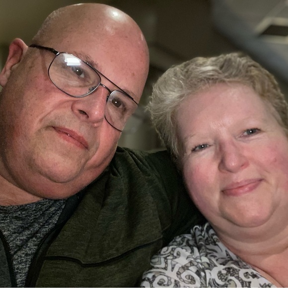 Meet your Posher, Mel - Picture 1 of 1